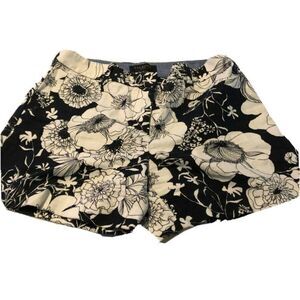 Talbots Black White Shorts 4P Floral Short Zip Tropical Butterflies Casual EUC